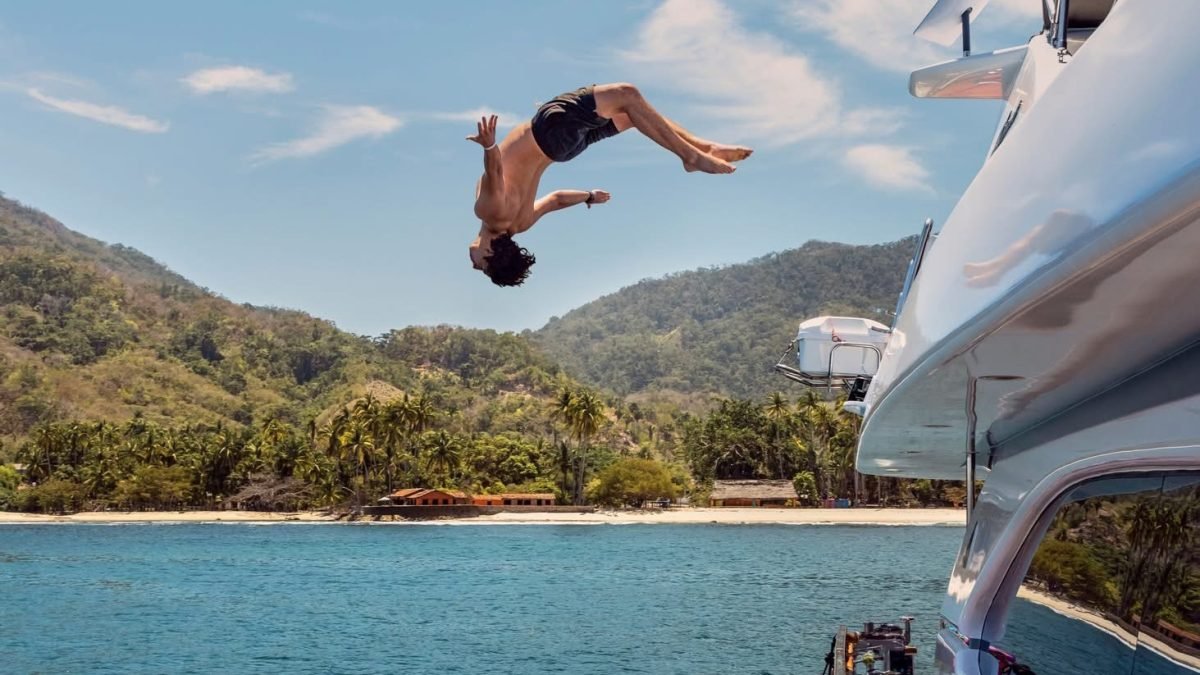 10 Best Boat Tours & Yacht Rentals in Puerto Vallarta